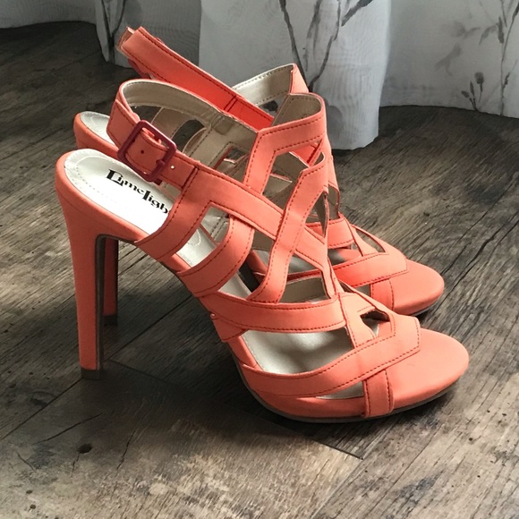 LimeLight Peep-toe Heels - Picture 4 of 14